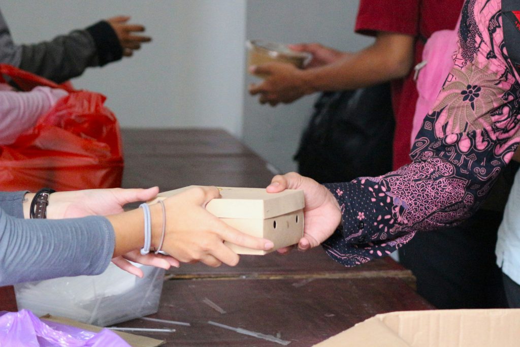 deski-jayantoro-0slSvn3OhFU-unsplash